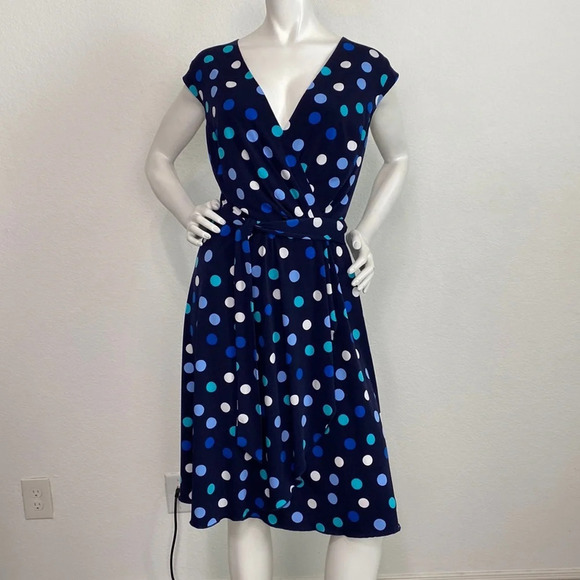 Brannan Woman Navy Blue V-Neck Belted Cap Sleeves Polka Dot Dress Plus Size 16 - Picture 1 of 9